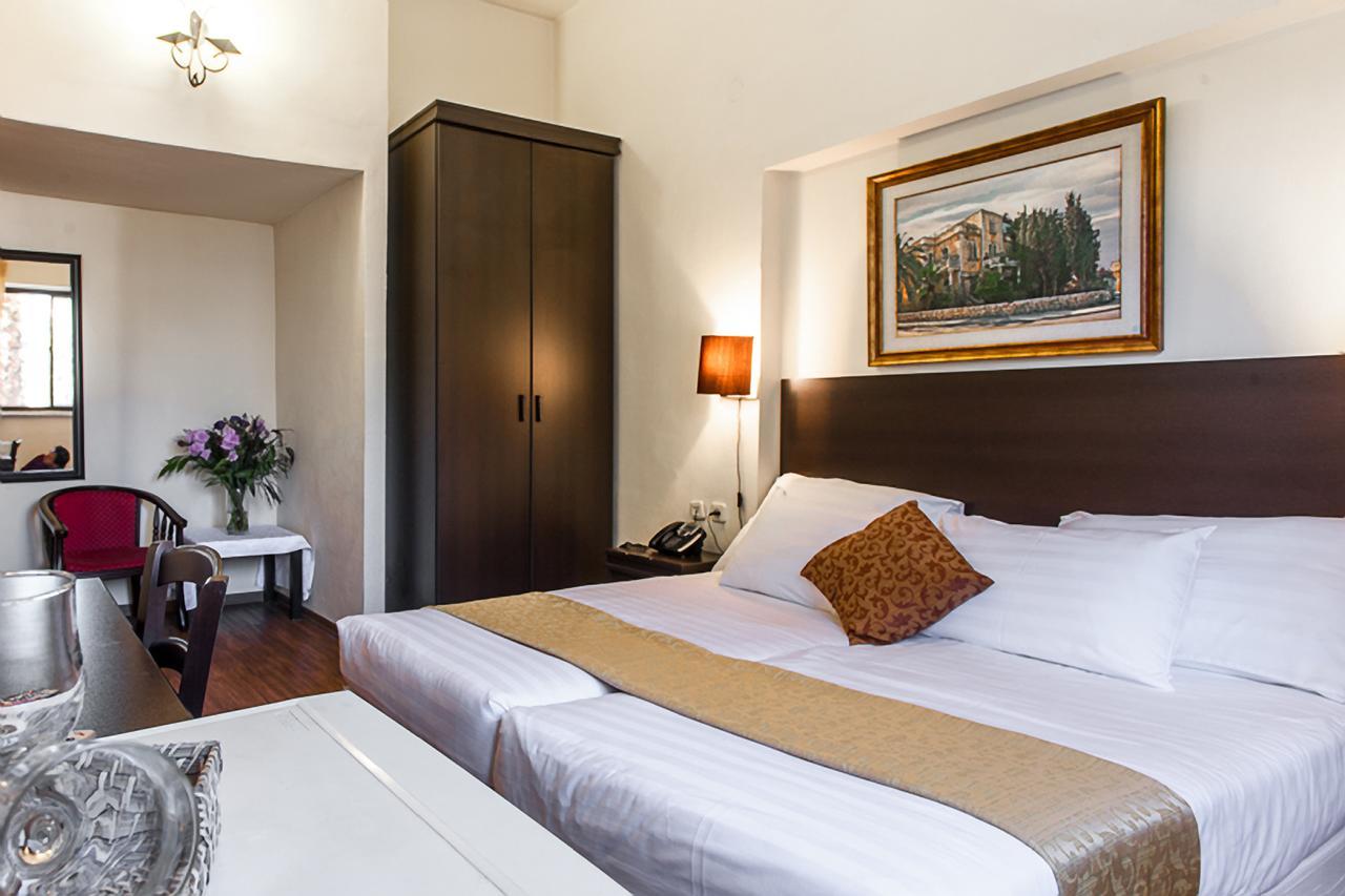 ลิตเติ้ลเฮาส์ อิน เรชาเวีย Hotel เยรูซาเลม ภายนอก รูปภาพ